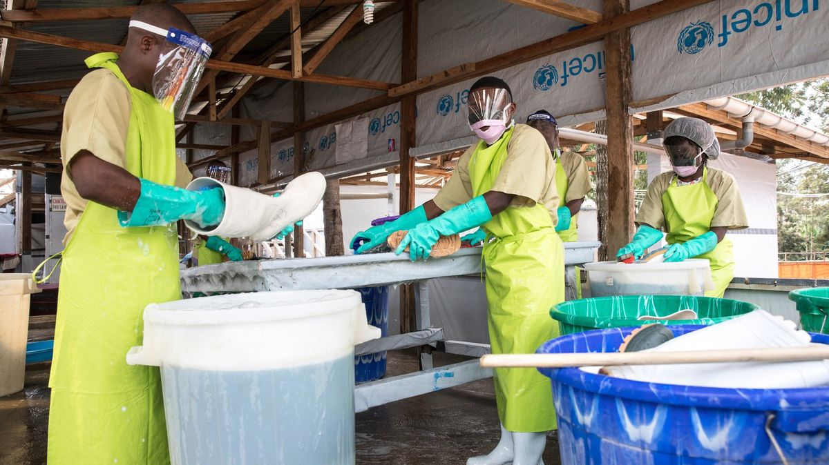 Konžská žena zemřela po nákaze ebolou. Země se obává další epidemie